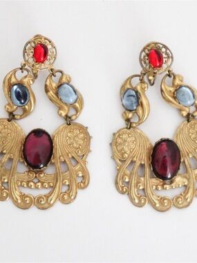 Vintage 1960 Miriam Haskell Filagree Cabochon clip on earrings.  Rare Find!!!